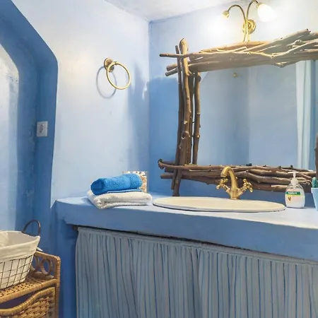 Vintage, Cozy Flat In Fallika, Andros Island